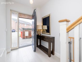 36 Grace Park Close, Grace Park Wood, Drumcondra, Dublin 9 - Image 2