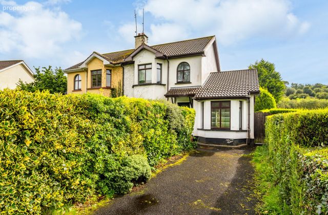 20 New Brookcourt, Lismonaghan, Letterkenny, Co. Donegal - Click to view photos