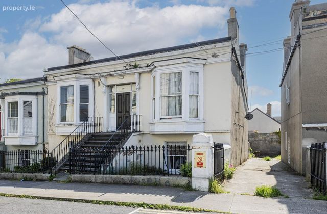 38 Clarinda Park West, Dun Laoghaire, Co. Dublin, Dun Laoghaire, Co. Dublin - Click to view photos
