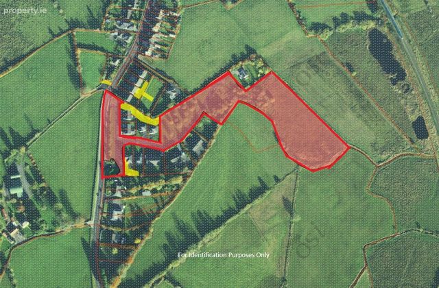 Lands The Well, Cortober, Carrick-on-Shannon, Co. Roscommon - Click to view photos