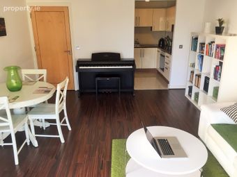Apartment 410, Block J, Castleforbes Square, Dubli, IFSC, Dublin 1 - Image 2
