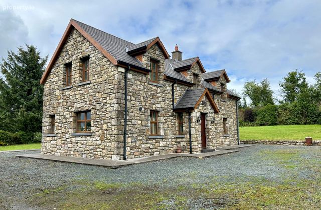 Tawnagh More, Mohill, Co. Leitrim - Click to view photos