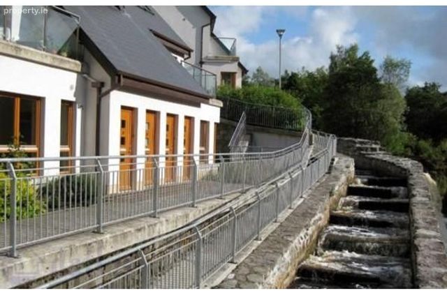31 Mill Falls, Collooney, Collooney, Co. Sligo - Click to view photos