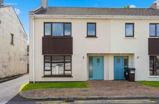 7 Fountain View, Bailieborough, Bailieborough, Co. Cavan - Click to view photos