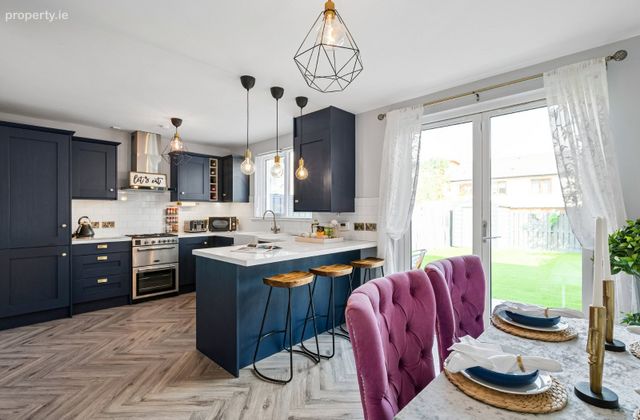 4 Castlegate Mews, Adamstown, Lucan, Co Dublin, Adamstown, Co. Dublin - Click to view photos
