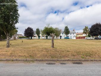 12 Saint Colman's Square, Cobh, Cobh, Co. Cork - Image 2