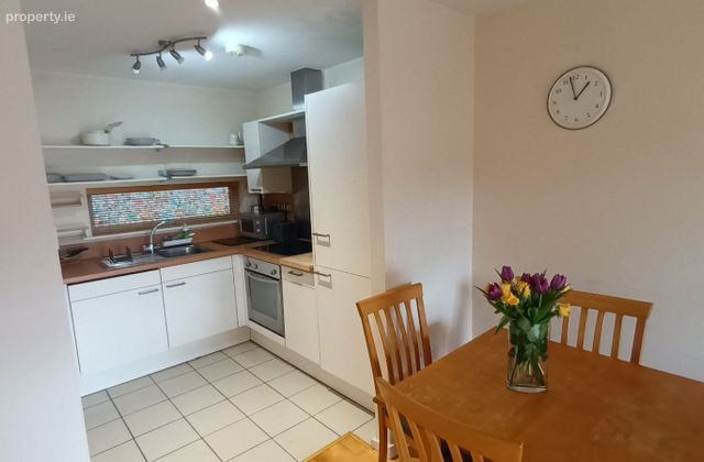 Botanic Hall, Addison Park, Glasnevin, Dublin 11 - Click to view photos