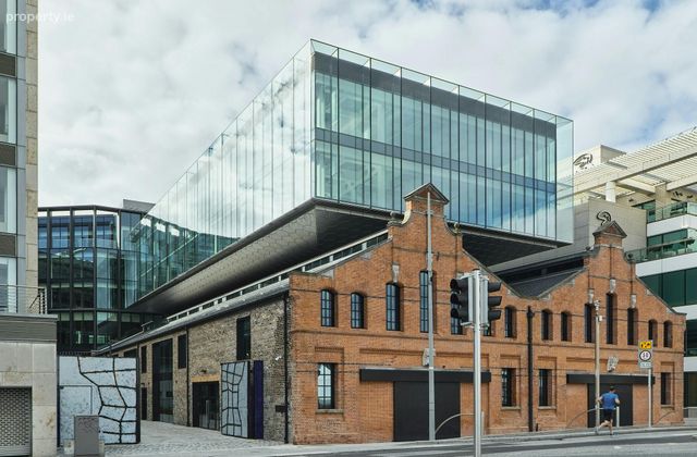 Tropical Fruit Warehouse, 32 Sir John Rogerson's Quay, Dublin 2, Dublin 2 - Click to view photos