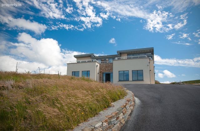 Bundowlish, Cleggan, Co. Galway - Click to view photos