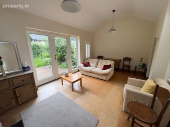 Apartment 2, 10 North Mall, Sunday's Well, Co. Cork - Image 2