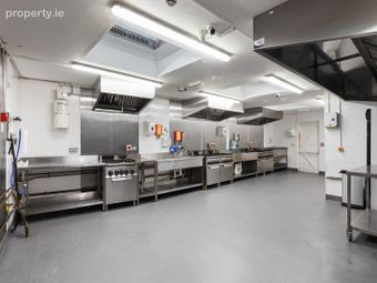 Paddy's Palace Hostel, 5 Beresford Place, Dublin 1 - Image 5