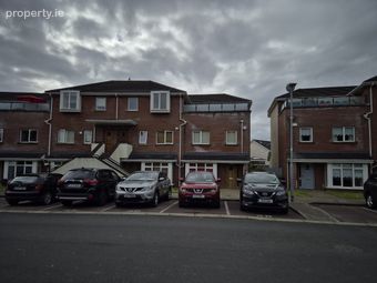 42 Hansted Crescent, Lucan, Co. Dublin