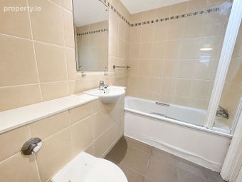 118 Castle Place, Railway Square, Waterford City Centre, Co. Waterford - Image 5