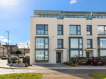 18 La Touche Cove, Cliff Road, Greystones, Co. Wicklow - Image 2