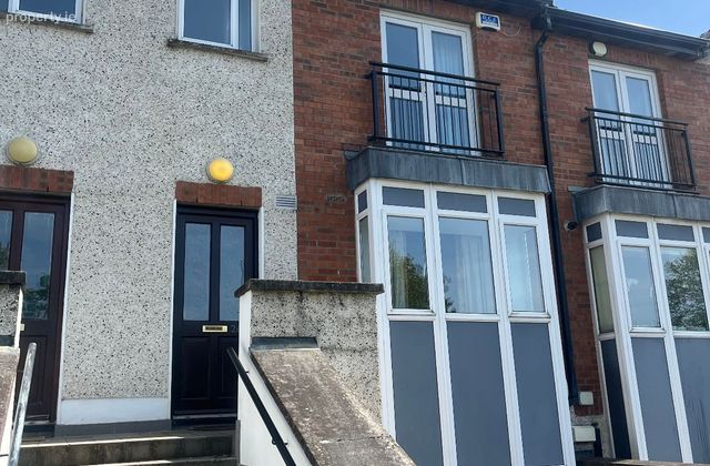 20 Lanesborough Court, Lanesborough Drive, Poppintree, Dublin 11 - Click to view photos