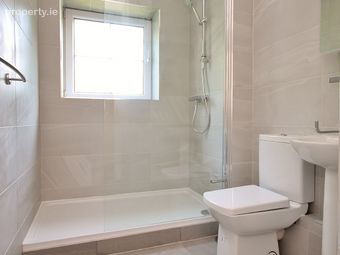 Apartment, Shanagarry, Milltown, Dublin 6 - Image 5
