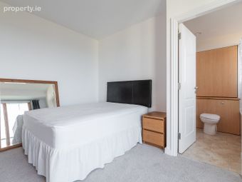 Apartment 122, The Crescent, Park West Pointe, Yeats Way, Park West, Dublin 12 - Image 4