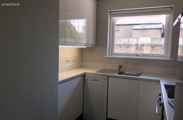 Gilford Court, Sandymount, Dublin 4 - Click to view photos