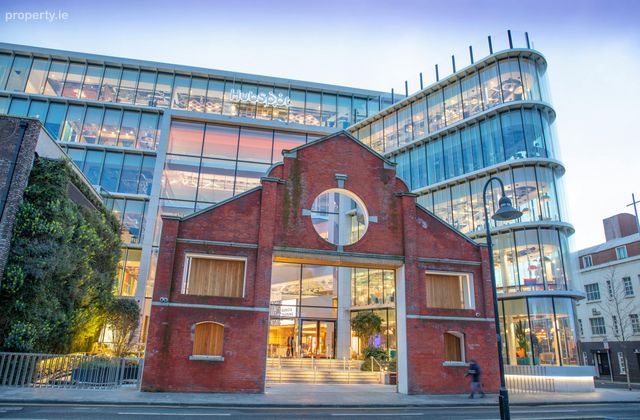 Part Second Floor, 1 Sir John Rogerson's Quay, Dublin 2, Dublin, Dublin 2 - Click to view photos