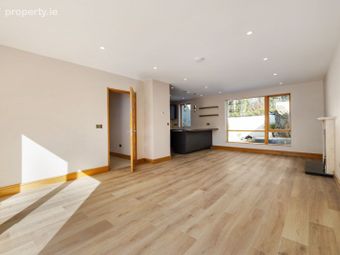 Castle Close, Sandycove, Sandycove, Co. Dublin - Image 5