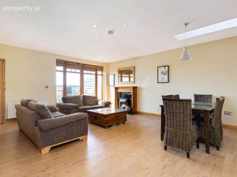 10 Woodbrook Court, Castleknock, Dublin 15, Co. Dublin, Castleknock, Dublin 15 - Image 3