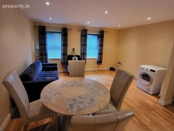 32 Woodfield Hall, Station Road, Blarney, Co. Cork - Image 4