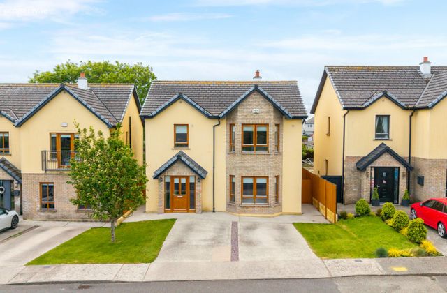 14 The Tides, Ayles Bridge, Riverchapel, Gorey, Co. Wexford - Click to view photos