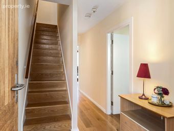 14 Block 8 Clarion Quay, Ifsc, Dublin 1, IFSC, Dublin 1 - Image 2