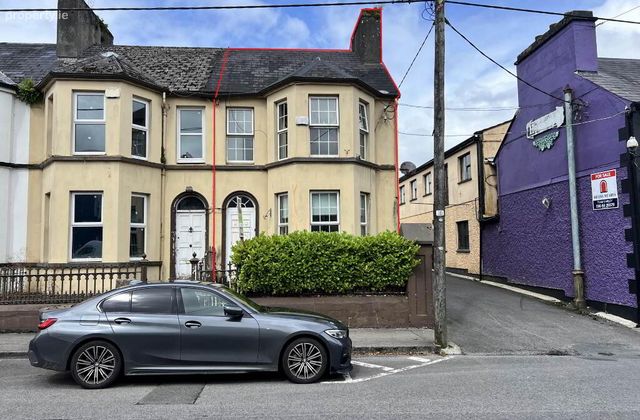6 St. Johns Terrace, Ballaghaderreen, Co. Roscommon, Ballaghaderreen, Co. Roscommon - Click to view photos