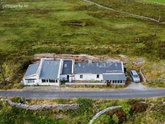 Molly's Cottage, Knockevin, Liscannor, Liscannor, Co. Clare - Image 2