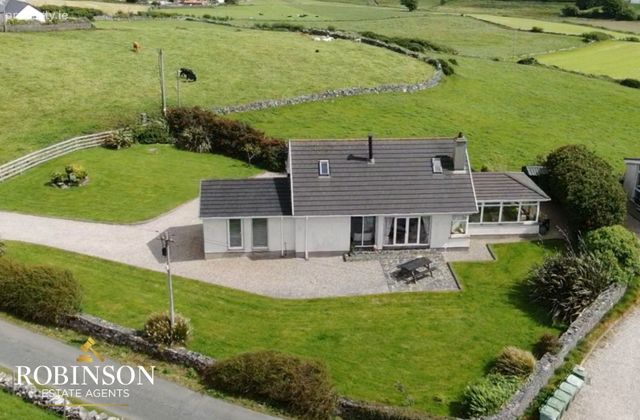 Faugher, Portnablagh, Marble Hill, Co. Donegal - Click to view photos