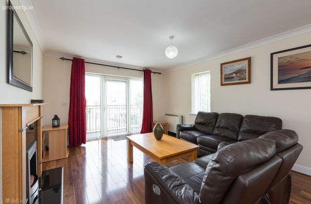Apartment 5, Block A, Allendale Court, Clonsilla, Dublin 15 - Click to view photos