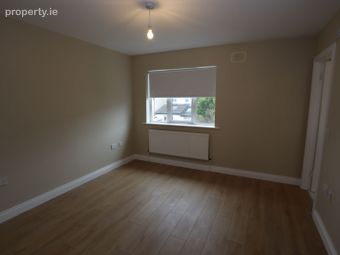 16 Colpe Park, Deepforde, Drogheda, Co. Meath - Image 4