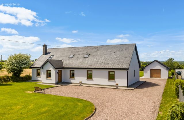 Ballinaglough West, Carrignavar, Co Cork, Carrignavar, Co. Cork - Click to view photos