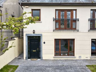 9 The Mews, Castle Rock, Midleton, Co. Cork - Image 2