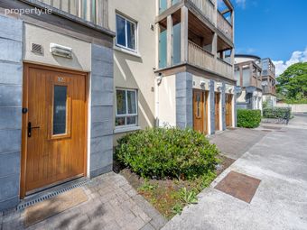 The Oaks, Porterstown Road, Clonsilla, Dublin 15 - Image 2