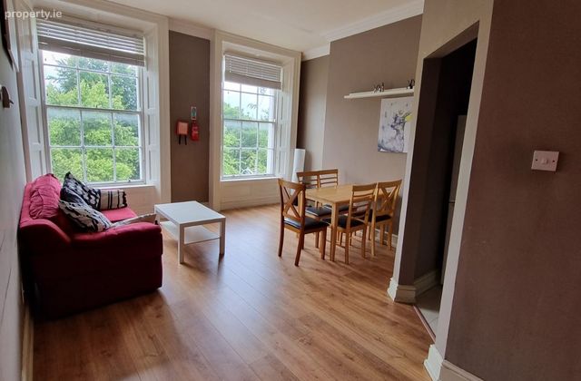 Mountjoy Square West, Dublin 1 - Click to view photos