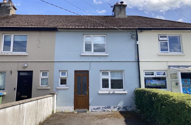 19 Derheen, Thurles, Co. Tipperary - Click to view photos
