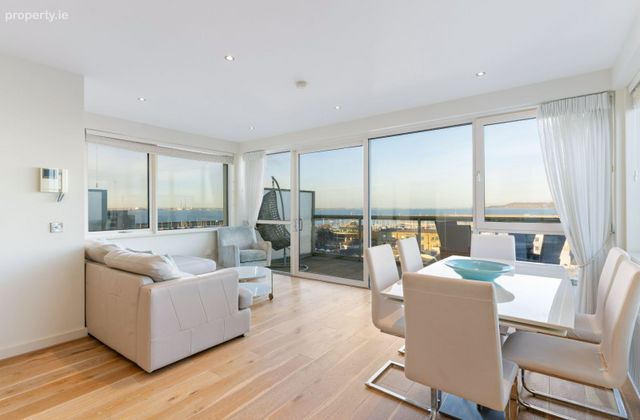 Apartment 22, The Crofton, 15/16 George's Place, Dun Laoghaire, Co. Dublin - Click to view photos