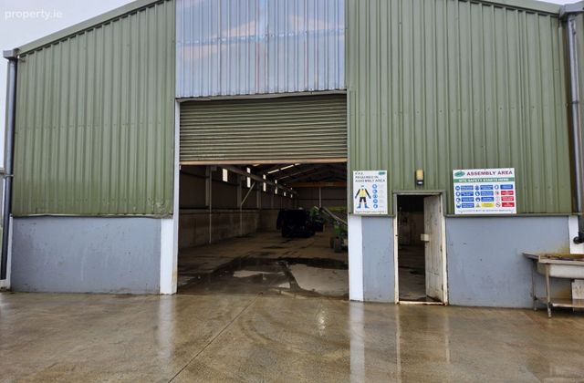 Broomfield Stores &amp; Yard, Broomfield, Slane, Co. Meath - Click to view photos