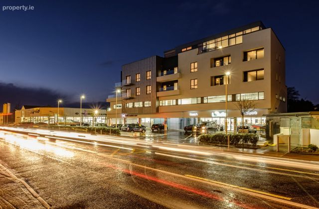 Cloch Mhile, Galway City Centre, Co. Galway - Click to view photos