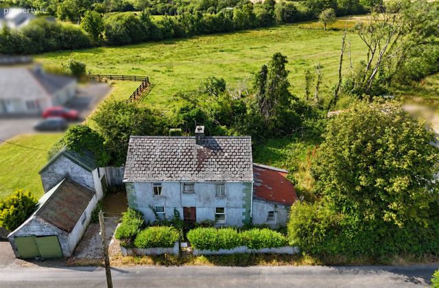 Ballyveskil, Tiermaclane, Ennis, Co. Clare - Click to view photos