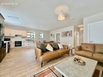 Trafford Park, Island Cross, Little Island, Co. Cork - Image 4