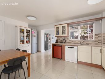 11 Whitechurch Grove, Dublin 16, Ballyboden, Dublin 16 - Image 2