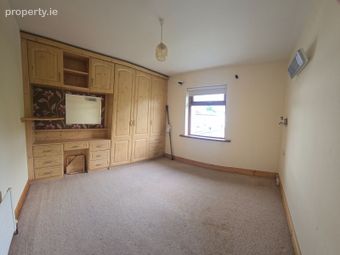 10 Marian Row, Pound Road, Castlebar, Co. Mayo - Image 3