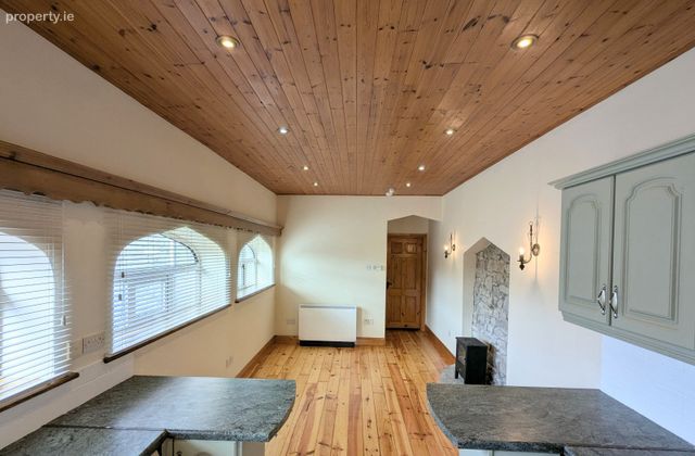 Martinstown, The Curragh, Co. Kildare - Click to view photos
