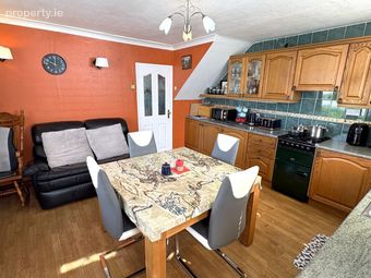 26 Seagrange Avenue, Baldoyle, Dublin 13 - Image 4