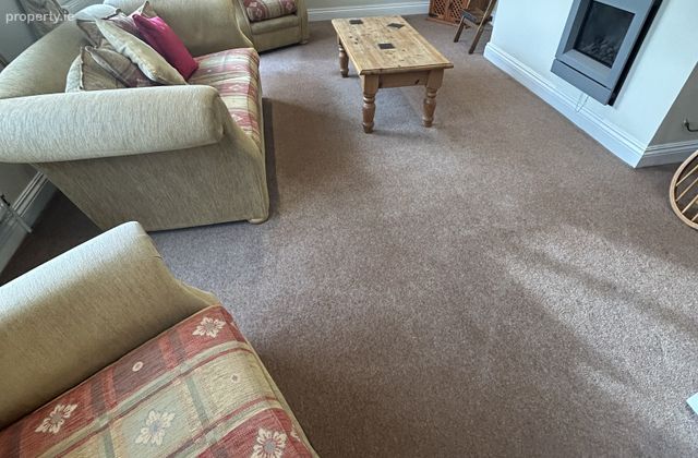 Halldene Avenue, Bishopstown, Co. Cork - Click to view photos