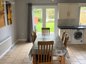 Castle Court, Dromahair, Dromahair, Co. Leitrim - Image 3