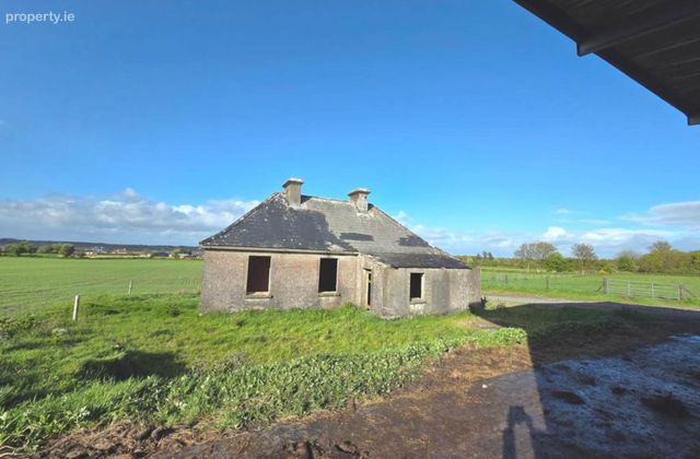 4 Bed Cottage &amp; Farm Holding On C. 24.12 Acres, Carrowntober East, Kilkerrin, Co. Galway, Kilkerrin, Co. Galway - Click to view photos